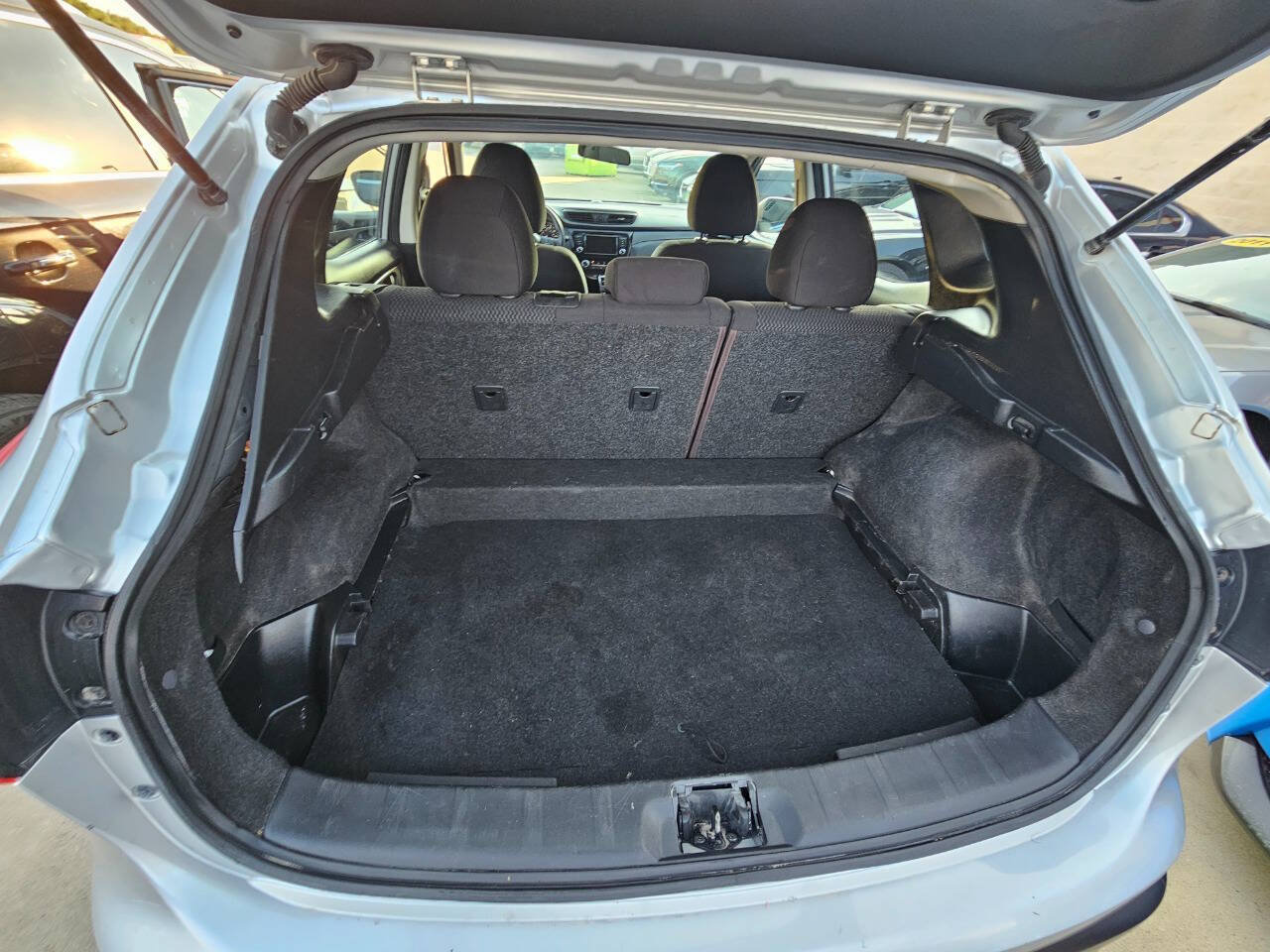 Used 2019 Nissan Rogue Sport S FWD image 15