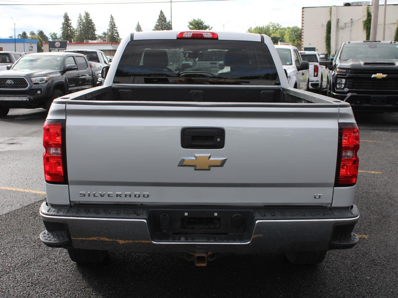 Used 2017 Chevrolet Silverado 1500 LT w/ All Star Edition AWD/4WD image 6