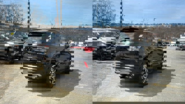 Used 2021 Ford Escape SEL w/ Technology Package image 6