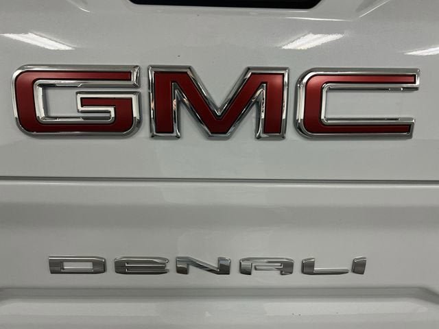 New 2026 GMC Sierra 1500 Denali w/ Denali Reserve Package AWD/4WD image 32