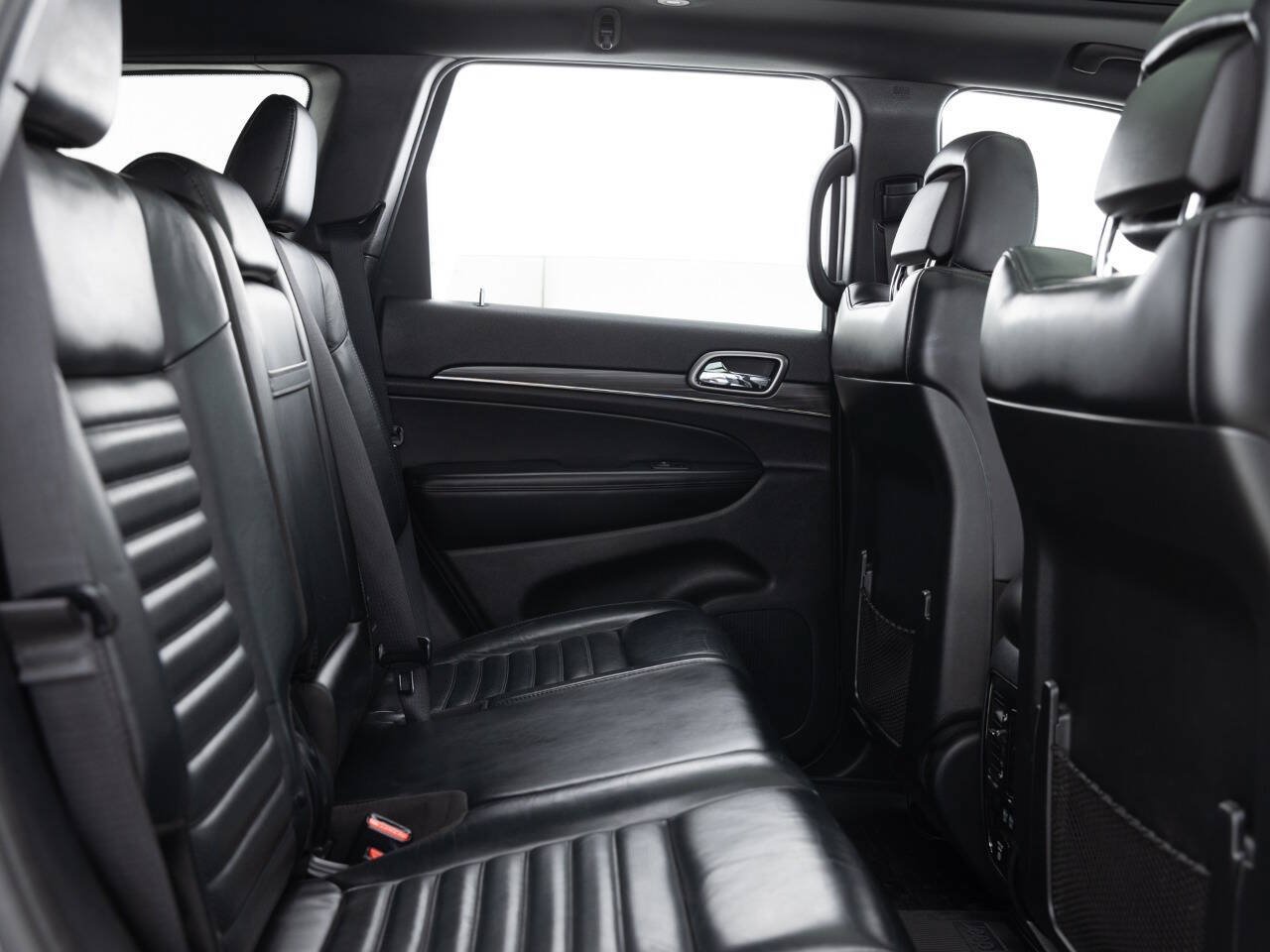 Used 2019 Jeep Grand Cherokee Limited X AWD/4WD image 29