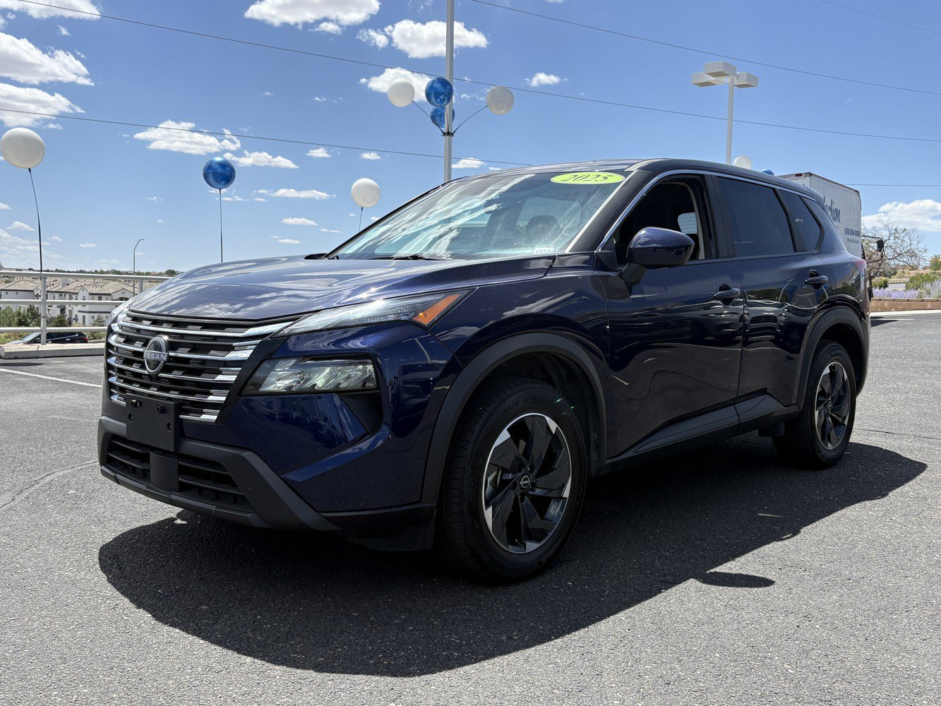 Used 2025 Nissan Rogue SV AWD/4WD image 9