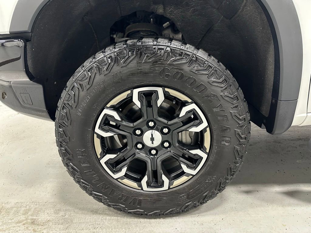 Used 2023 Chevrolet Silverado 1500 ZR2 w/ Technology Package AWD/4WD image 64