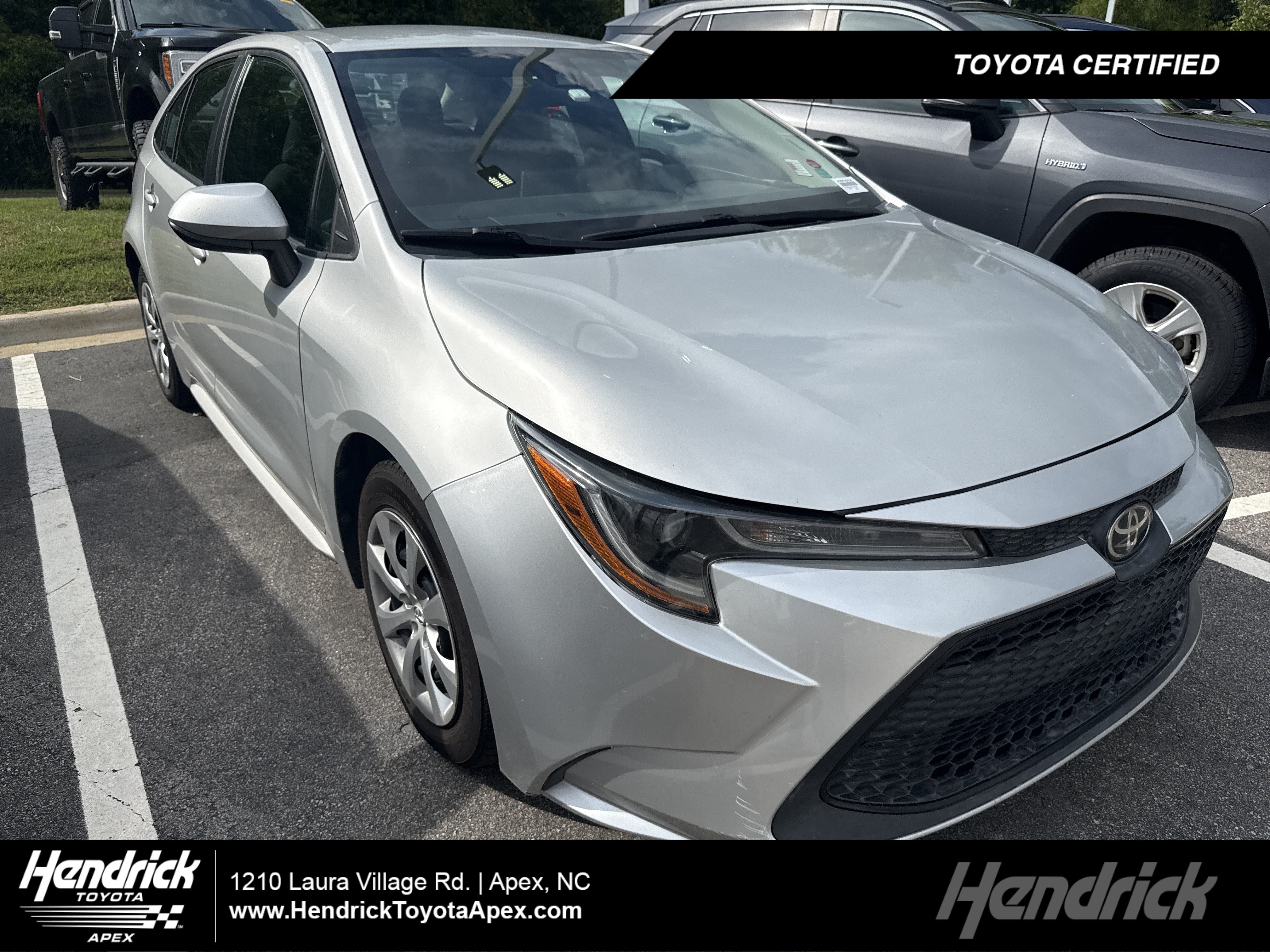 Used 2020 Toyota Corolla LE w/ Carpet Mat Package (TMS) FWD image 1