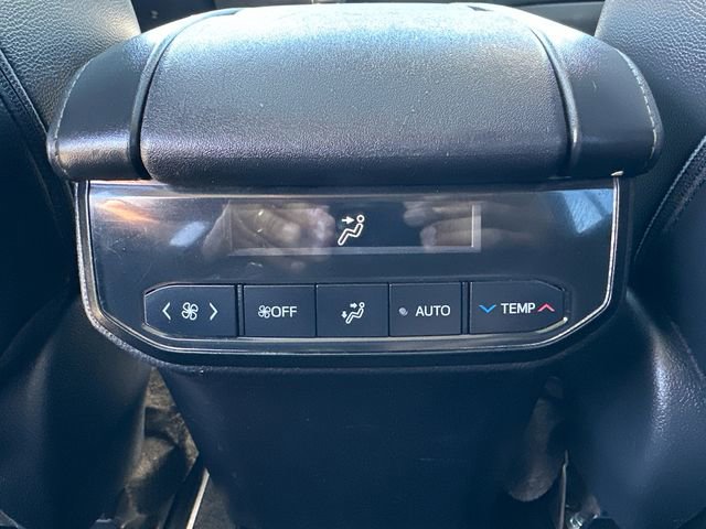 Used 2024 Toyota Highlander XLE AWD/4WD image 20