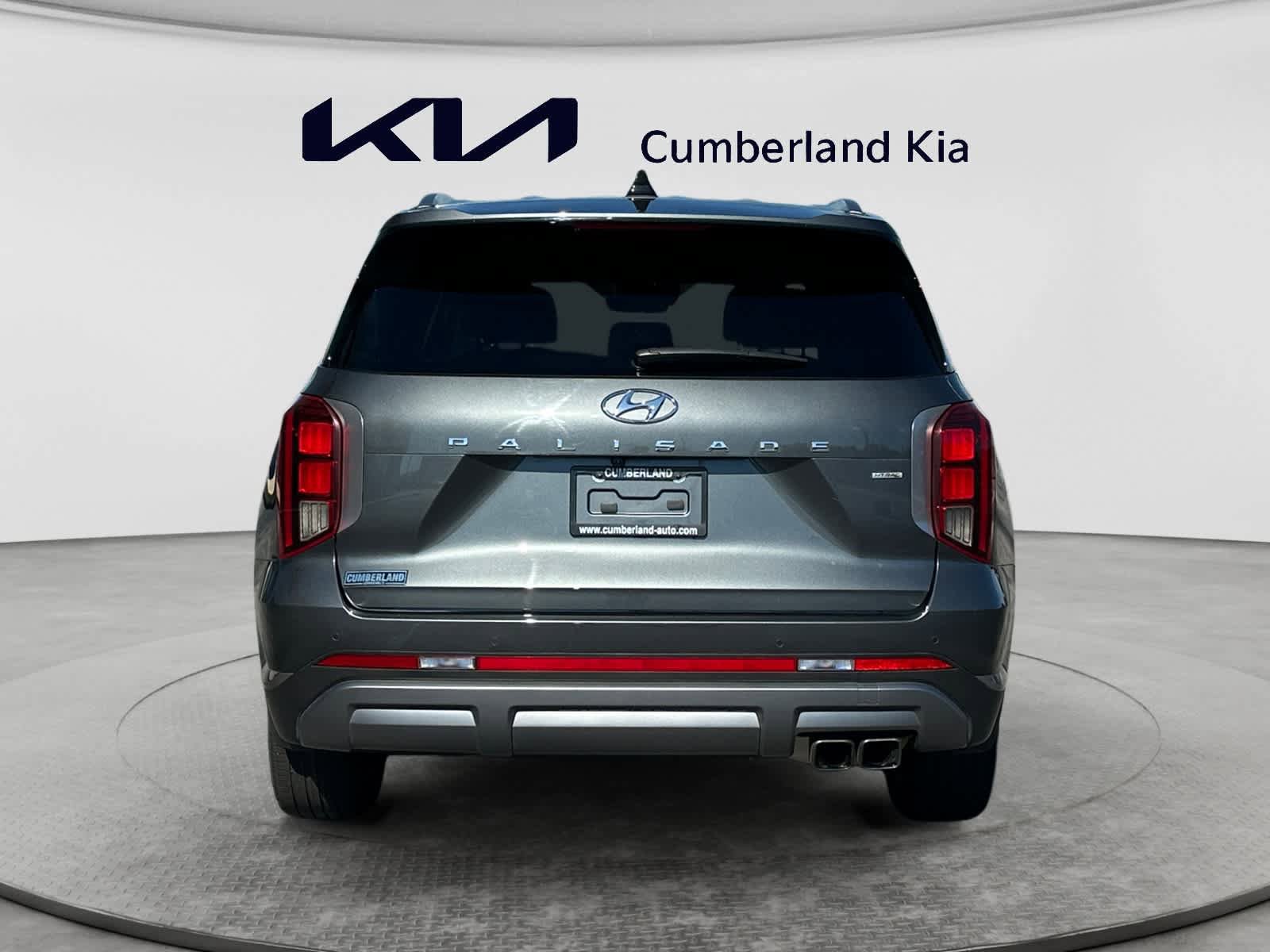 Used 2023 Hyundai Palisade SEL w/ Cargo Package AWD/4WD image 4