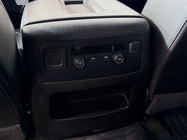 Used 2017 Chevrolet Suburban LT AWD/4WD image 29