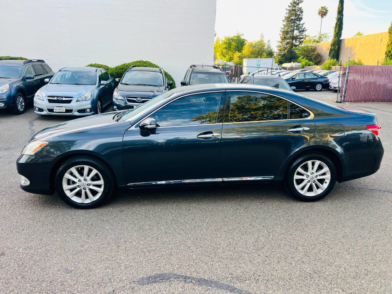 Used 2011 Lexus ES 350 image 5