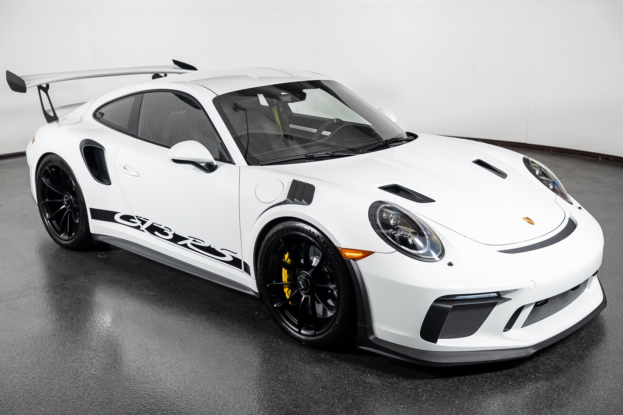 Used 2019 Porsche 911 GT3 RS RWD image 51