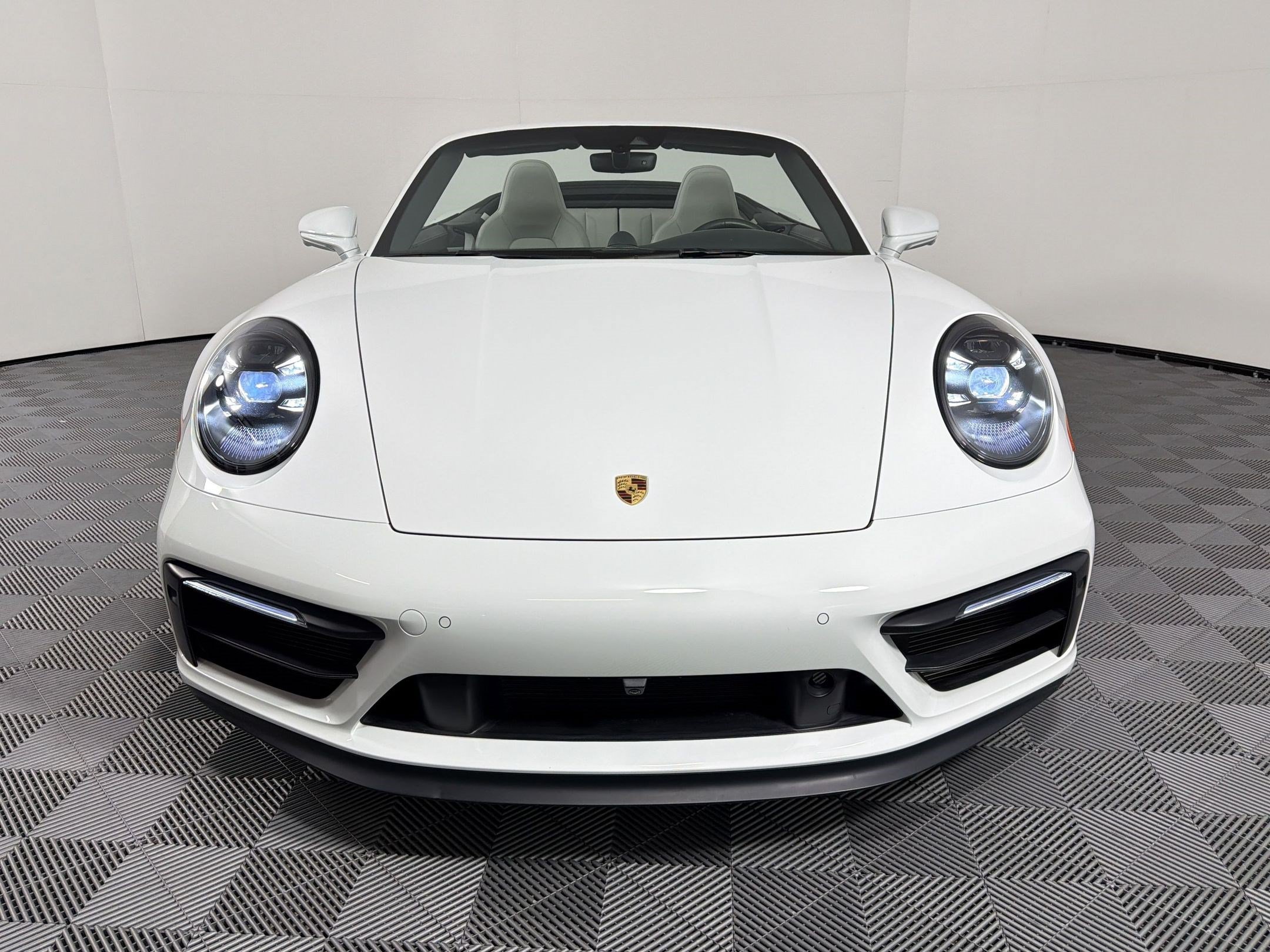 Certified 2022 Porsche 911 Carrera 4 GTS AWD/4WD image 6