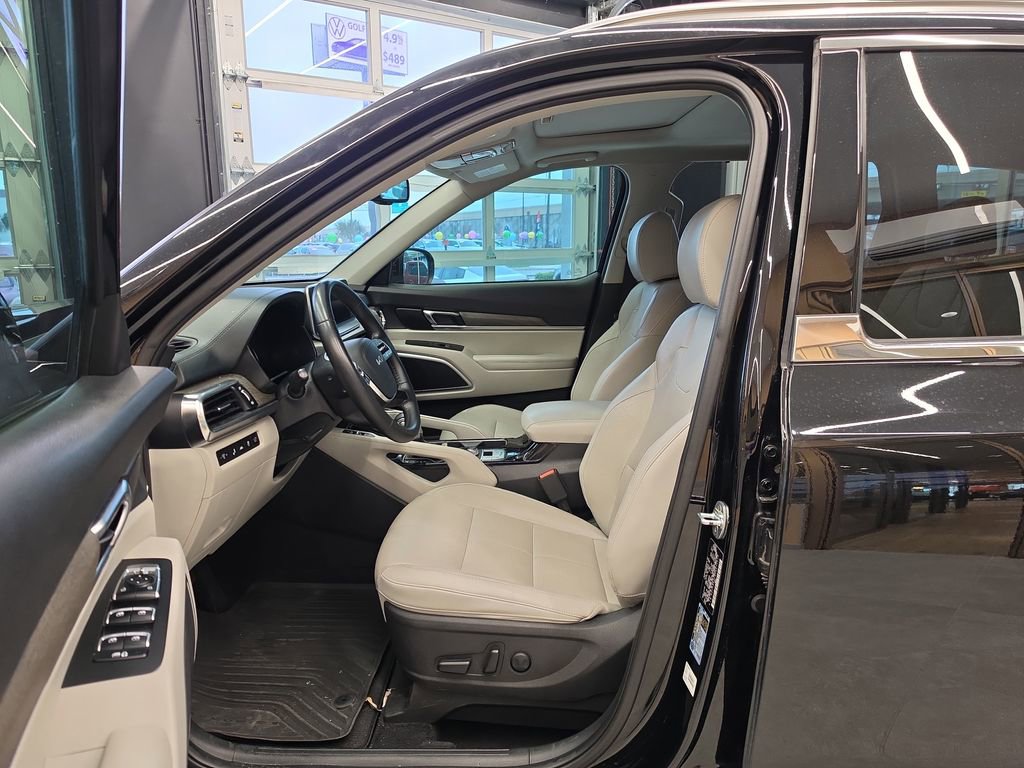 Used 2022 Kia Telluride EX w/ EX Premium Package FWD image 14