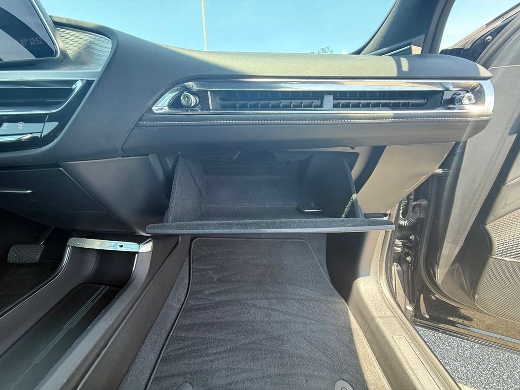 Certified 2024 Cadillac Lyriq Luxury AWD/4WD image 31