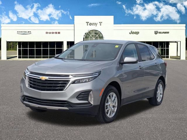 Used 2024 Chevrolet Equinox LT image 3