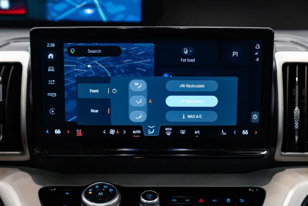 Used 2025 Ford Expedition Active AWD/4WD image 13