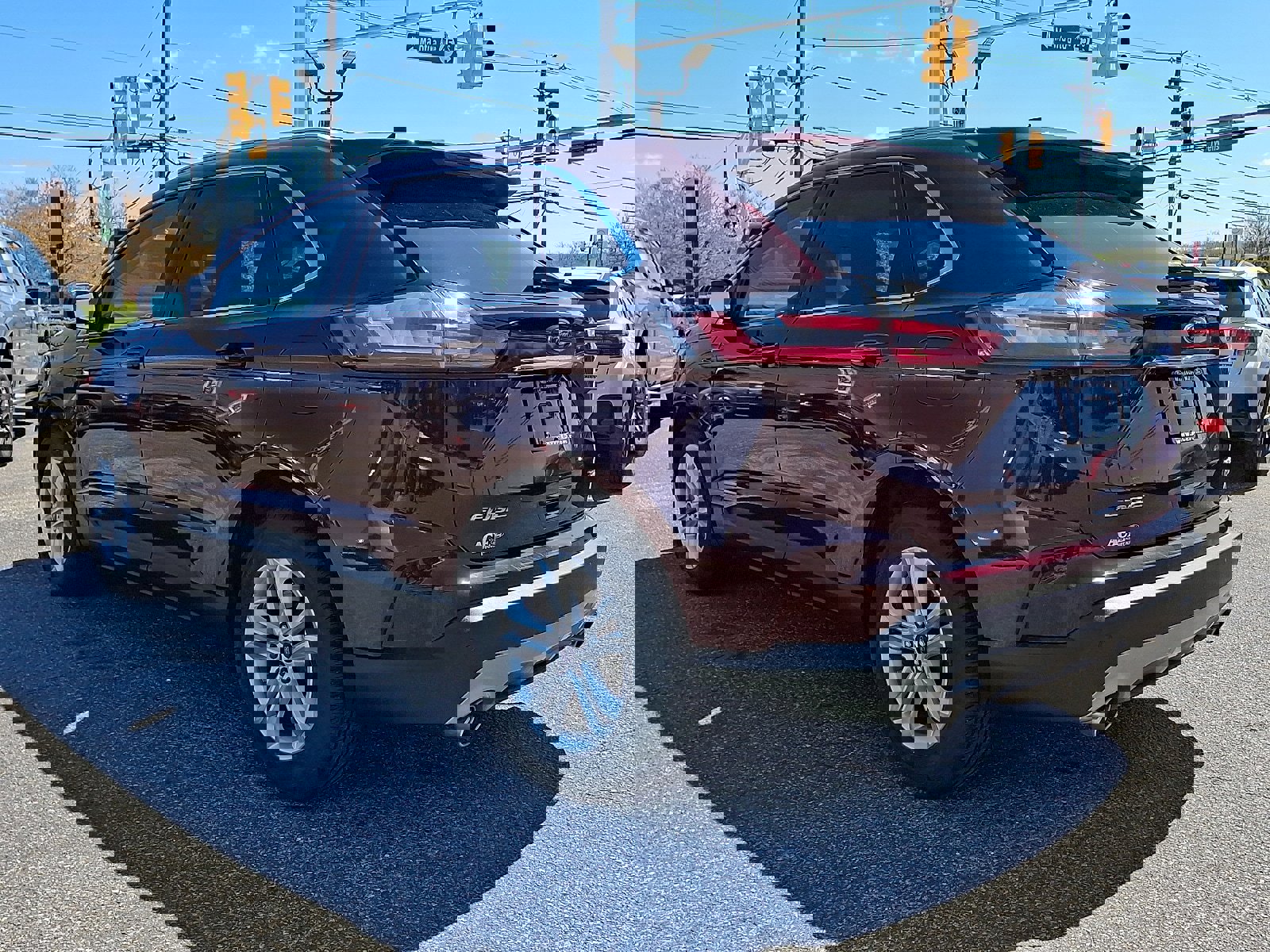 Certified 2019 Ford Edge SEL w/ Equipment Group 201A image 4