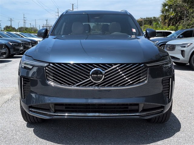 New 2026 Volvo XC90 B6 Plus w/ Protection Package Premier image 3