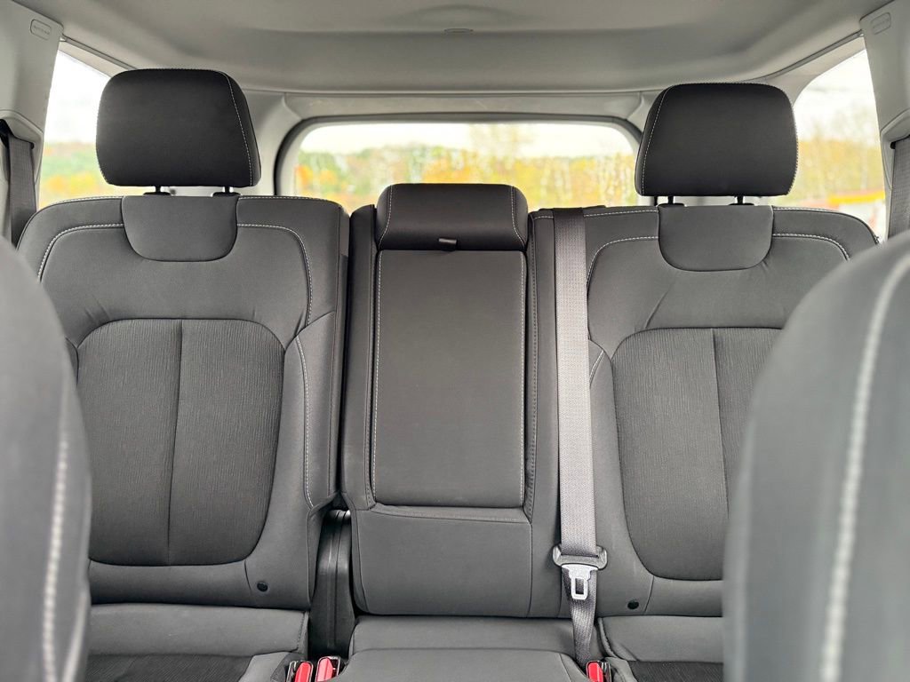 Used 2024 Jeep Grand Cherokee Laredo image 22