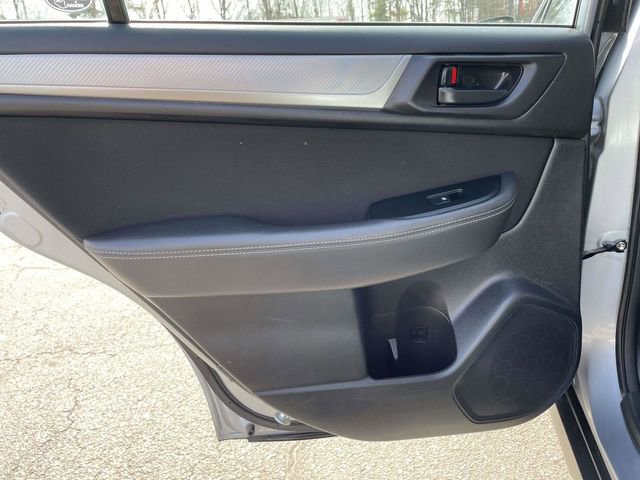 Used 2019 Subaru Outback 2.5i image 15