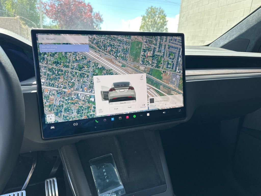 Used 2024 Tesla Model X AWD/4WD image 15