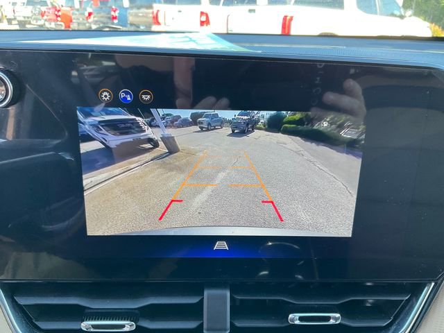 Used 2026 Chevrolet Equinox ACTIV w/ Convenience Package III AWD/4WD image 14