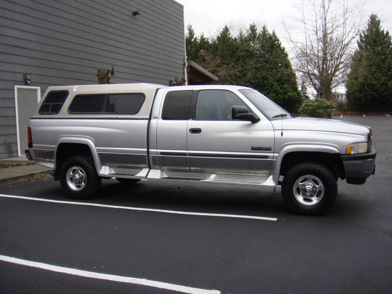 Used 2001 Dodge Ram 2500 Truck 4x4 Quad Cab image 5