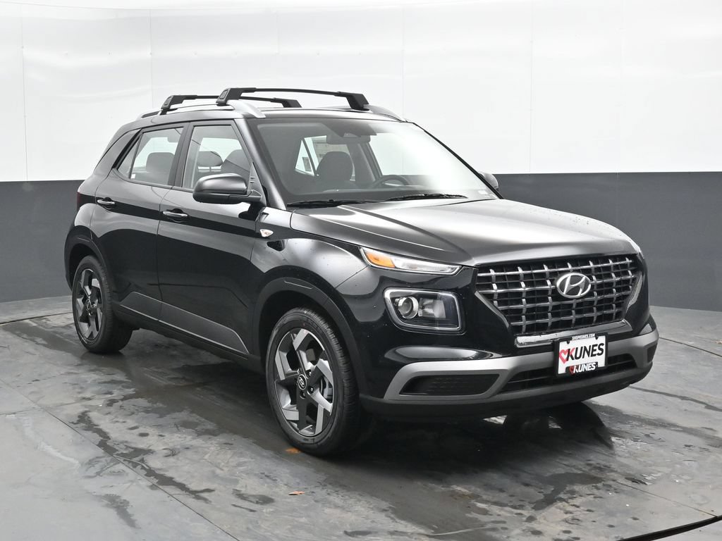 New 2026 Hyundai Venue SEL FWD image 4