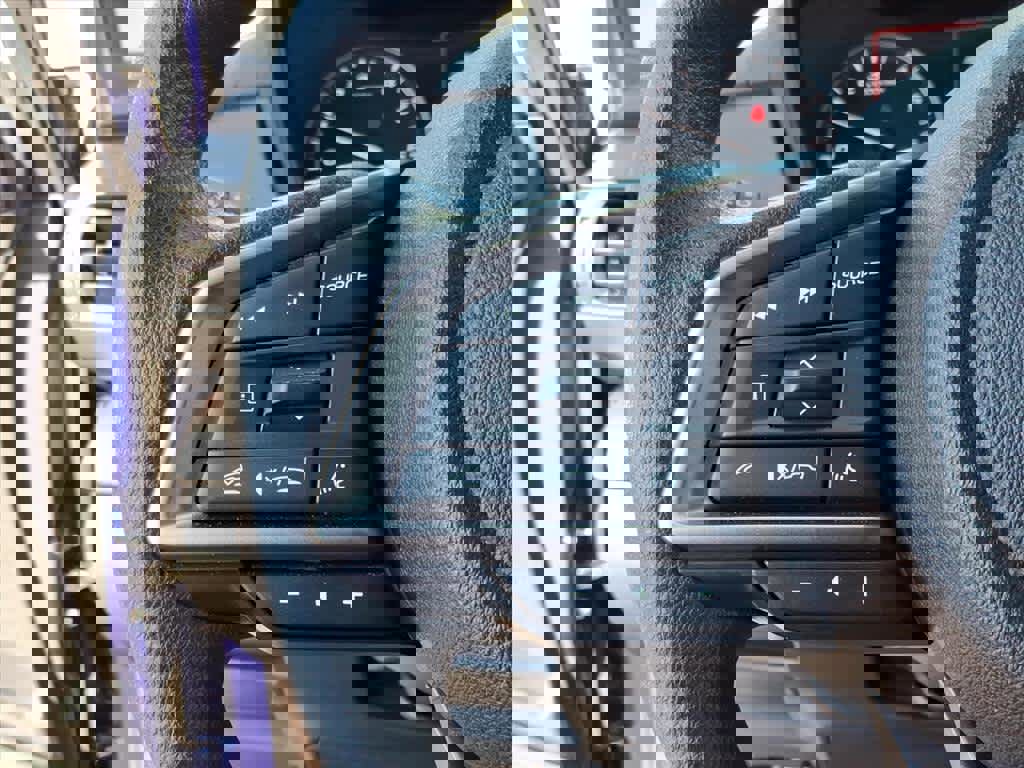 Used 2024 Subaru Impreza 2.0i Sport image 39