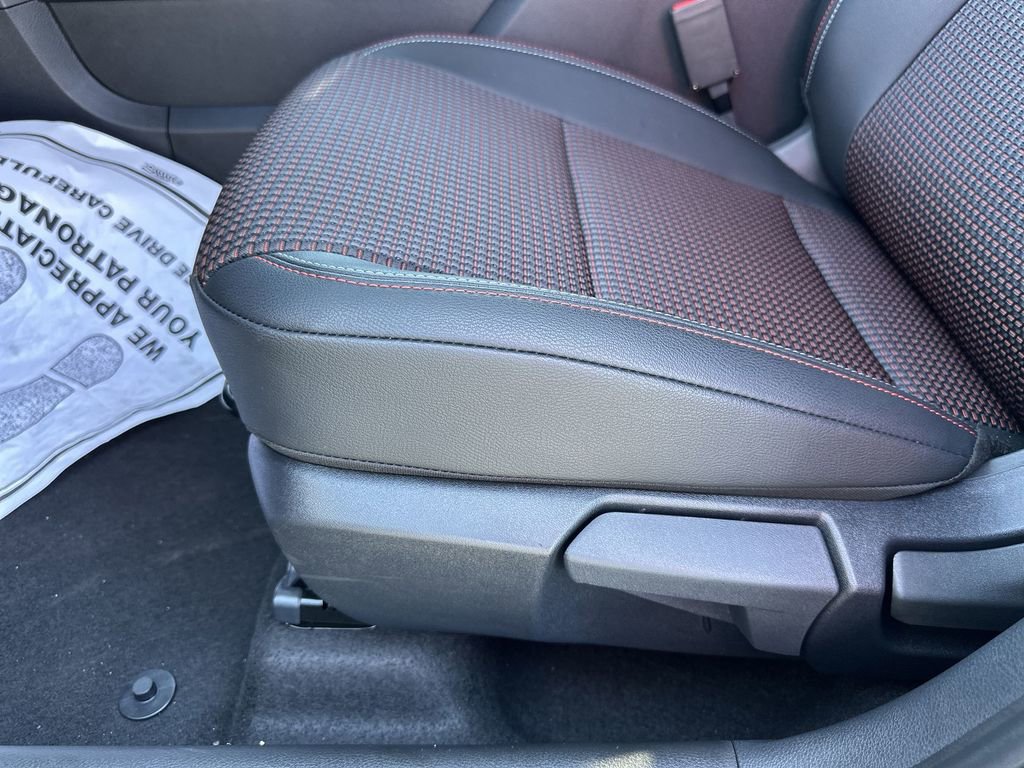 New 2026 Nissan Kicks SR w/ SR Premium Package AWD/4WD image 18