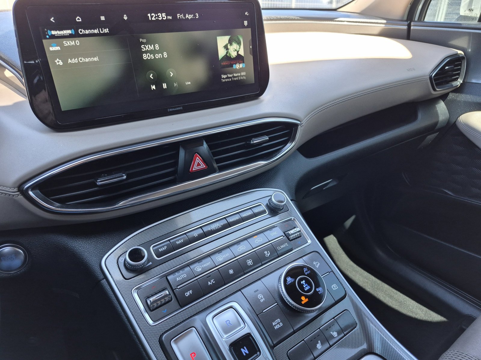 Used 2023 Hyundai Santa Fe SEL image 11