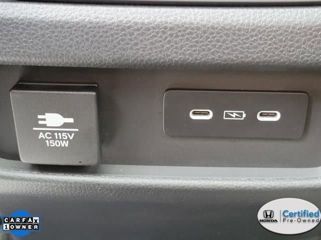 Certified 2025 Honda Pilot TrailSport image 18