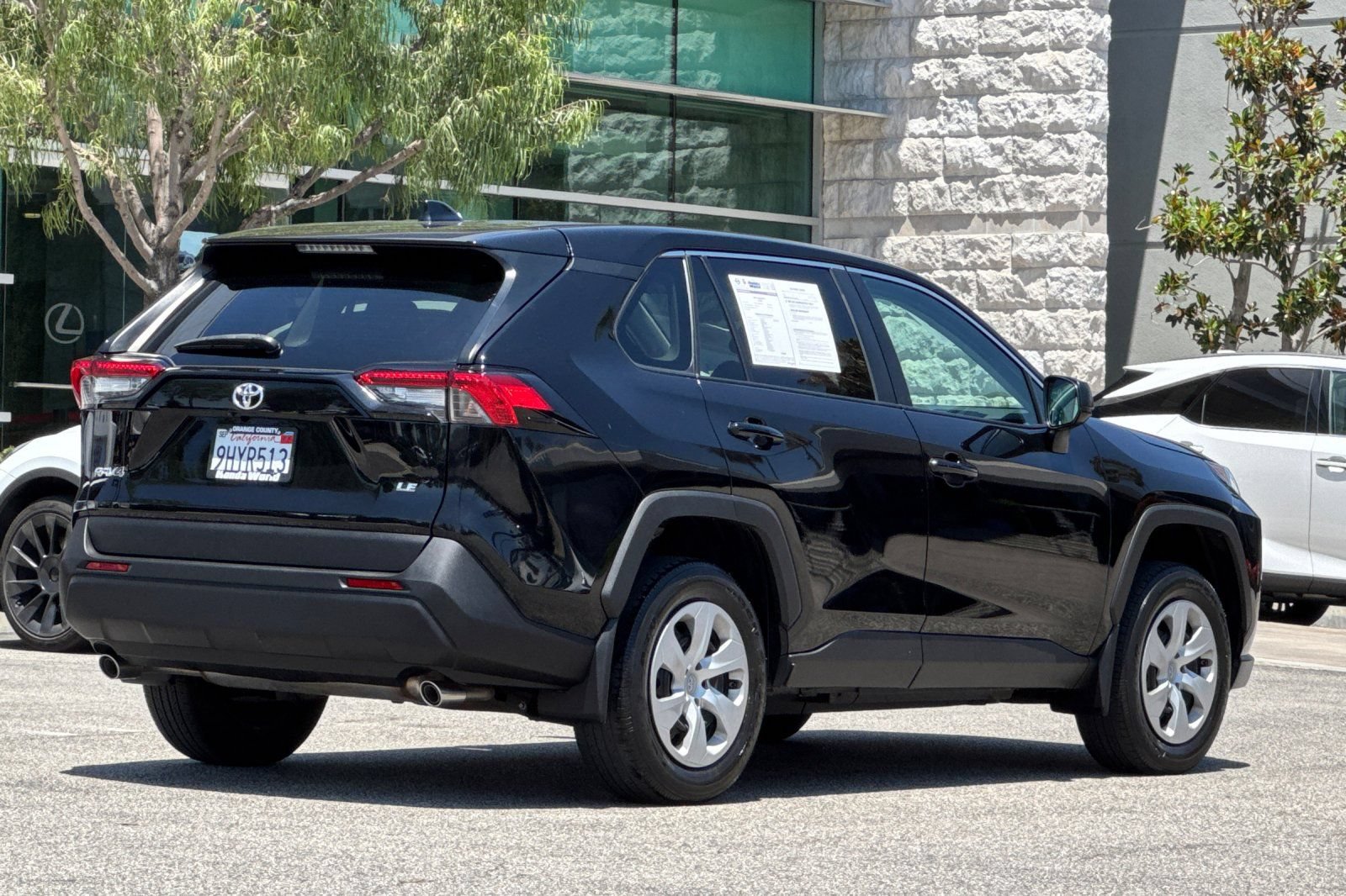 Used 2023 Toyota RAV4 LE FWD image 4