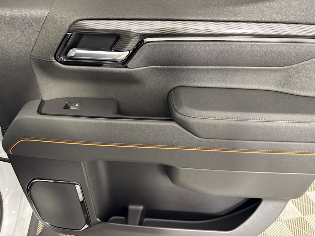 New 2026 GMC Sierra 1500 AT4 w/ Technology Package image 16