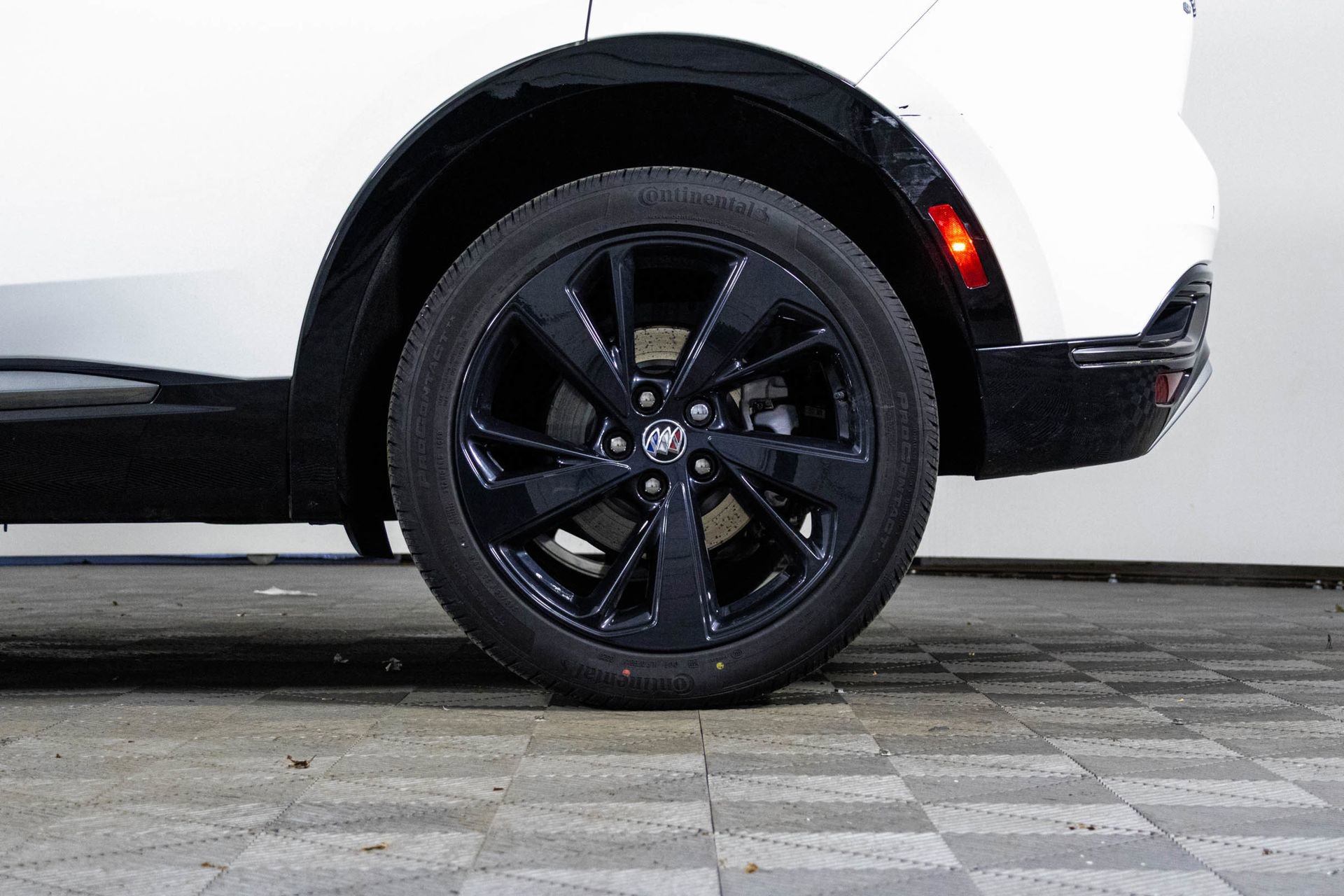 Used 2023 Buick Envision Essence w/ Sport Touring Package image 44