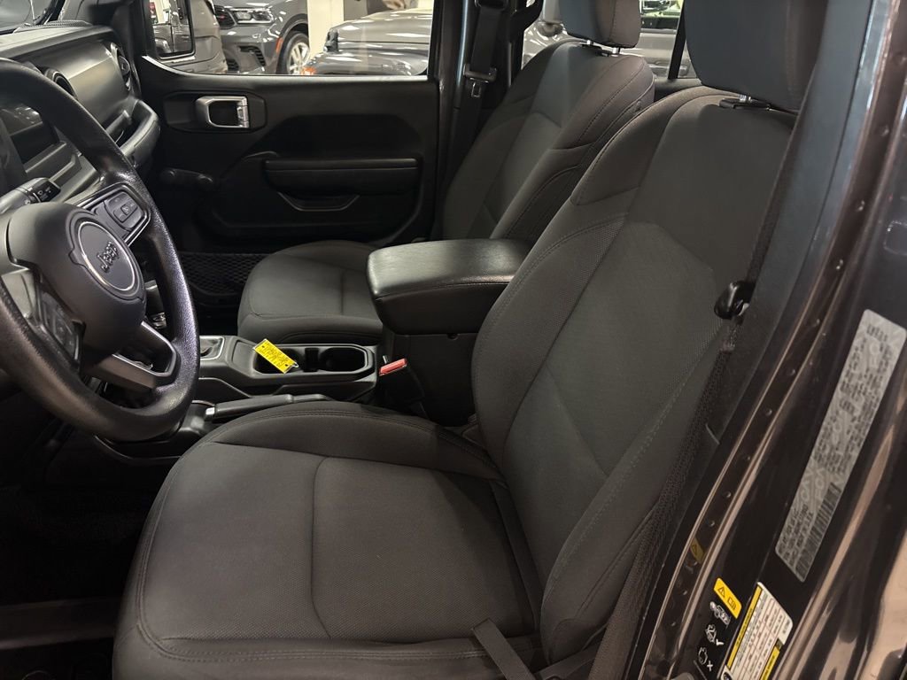 Used 2022 Jeep Gladiator Sport w/ Trailer Tow Package AWD/4WD image 19