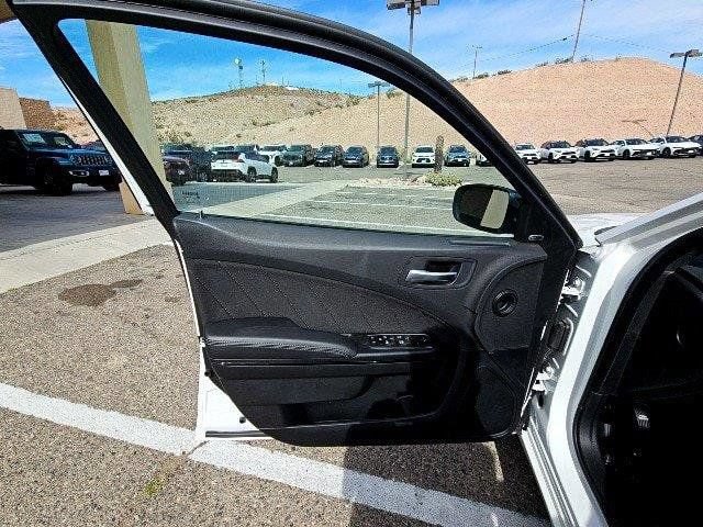 New 2023 Dodge Charger SXT w/ Blacktop Package AWD/4WD image 11