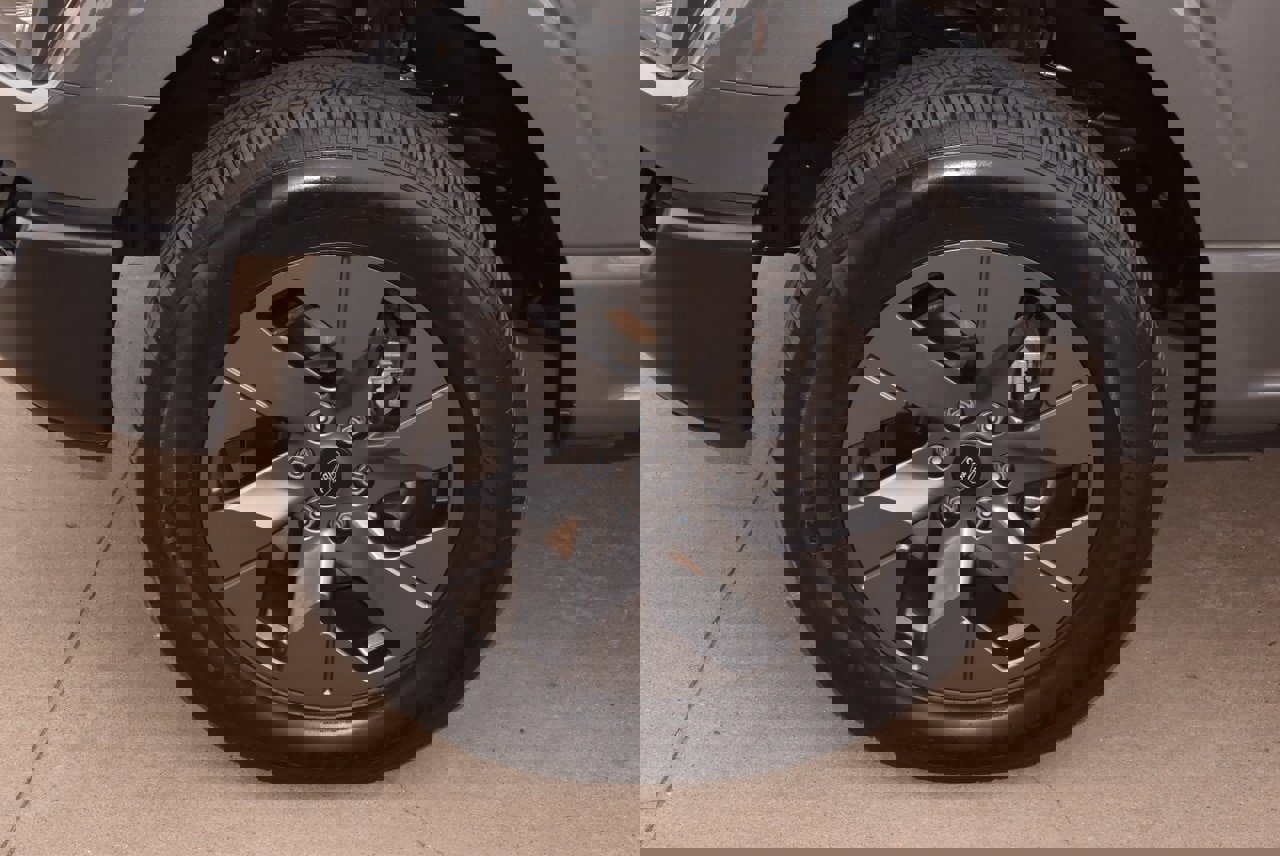 Used 2023 Ford F150 XL image 31