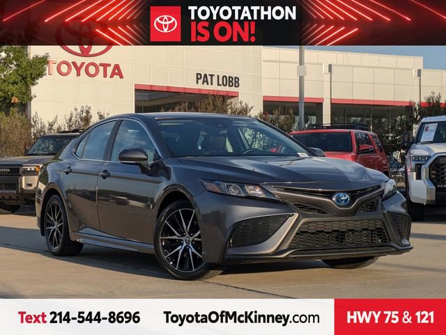 Used 2024 Toyota Camry SE