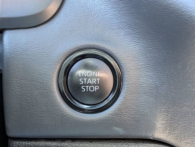 Certified 2025 Toyota Tundra Platinum image 21