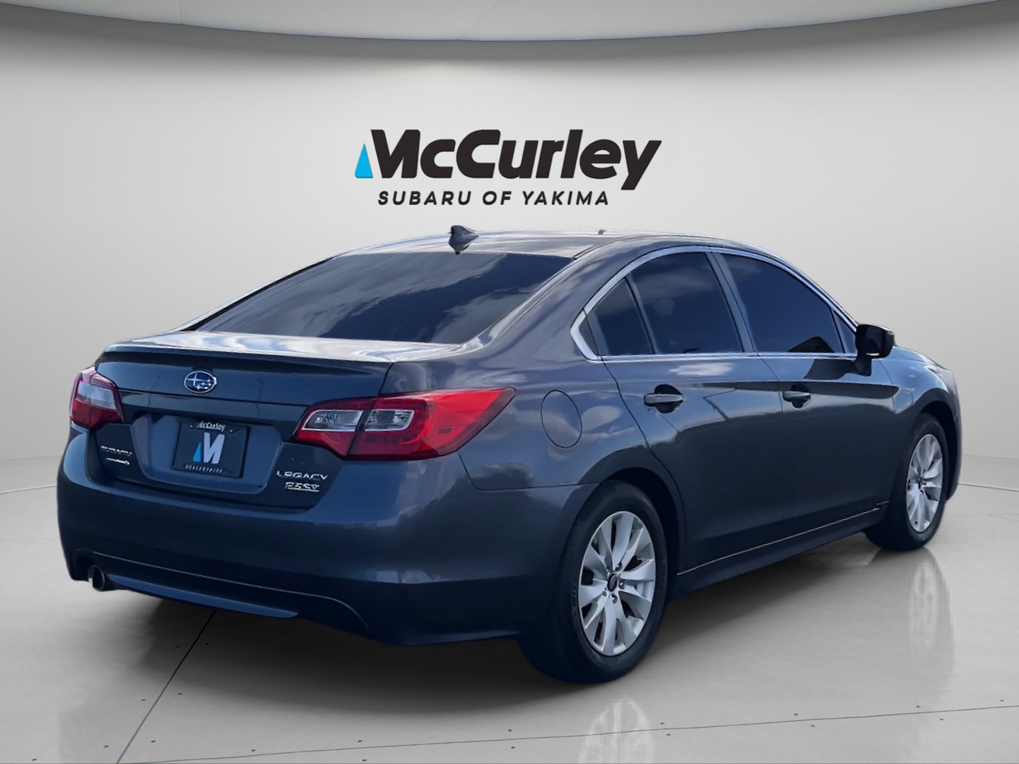 Used 2017 Subaru Legacy 2.5i Premium image 5