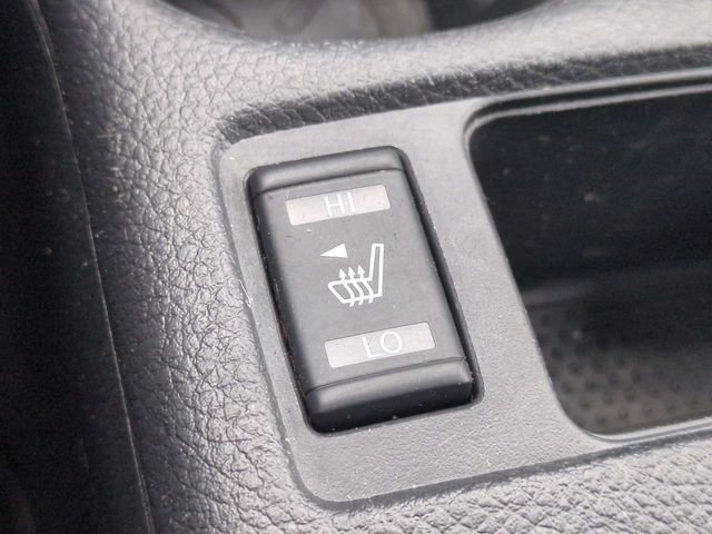 Used 2018 Nissan Rogue SV FWD image 22