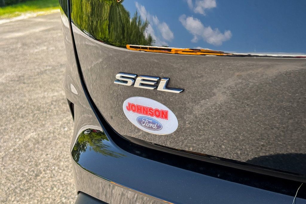 Certified 2022 Ford Edge SEL w/ Sport Appearance Package image 33