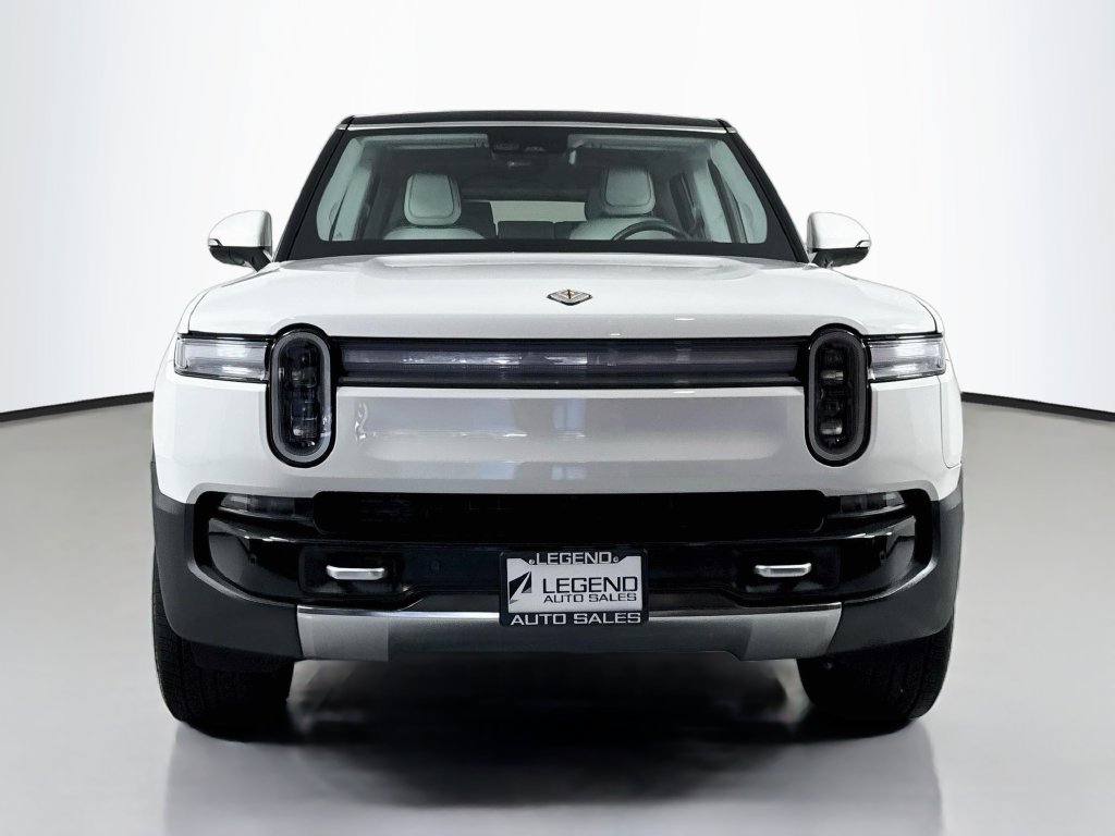 Used 2025 Rivian R1S Adventure Dual AWD/4WD image 3