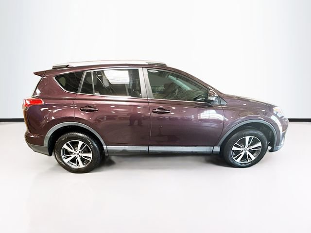Used 2018 Toyota RAV4 XLE image 5