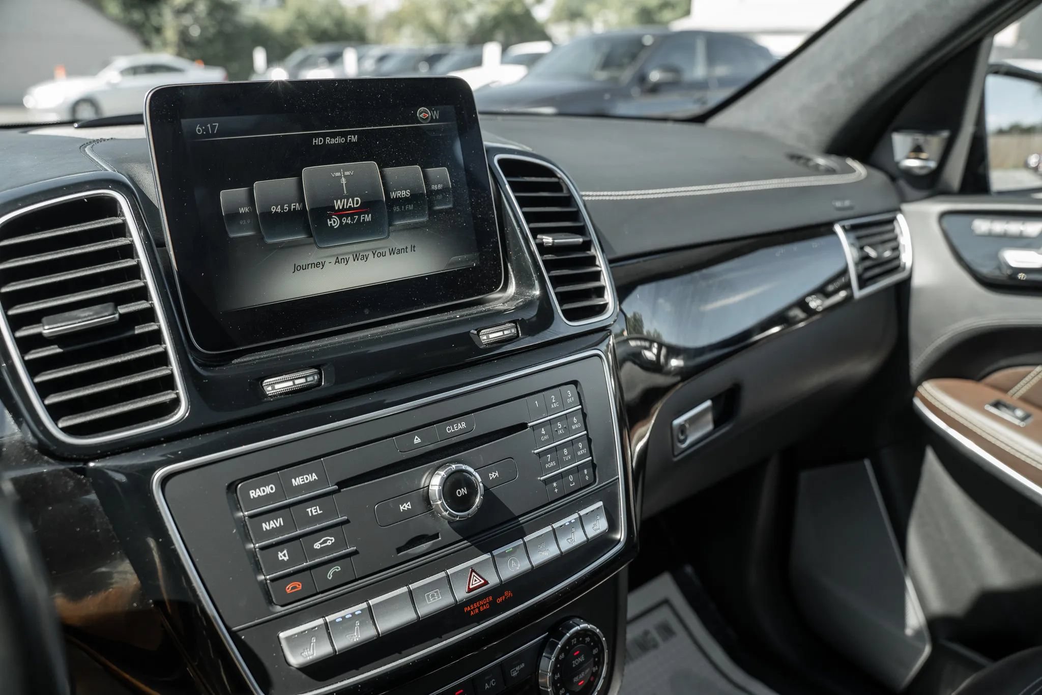 Used 2017 Mercedes-Benz GLS 63 AMG 4MATIC image 28