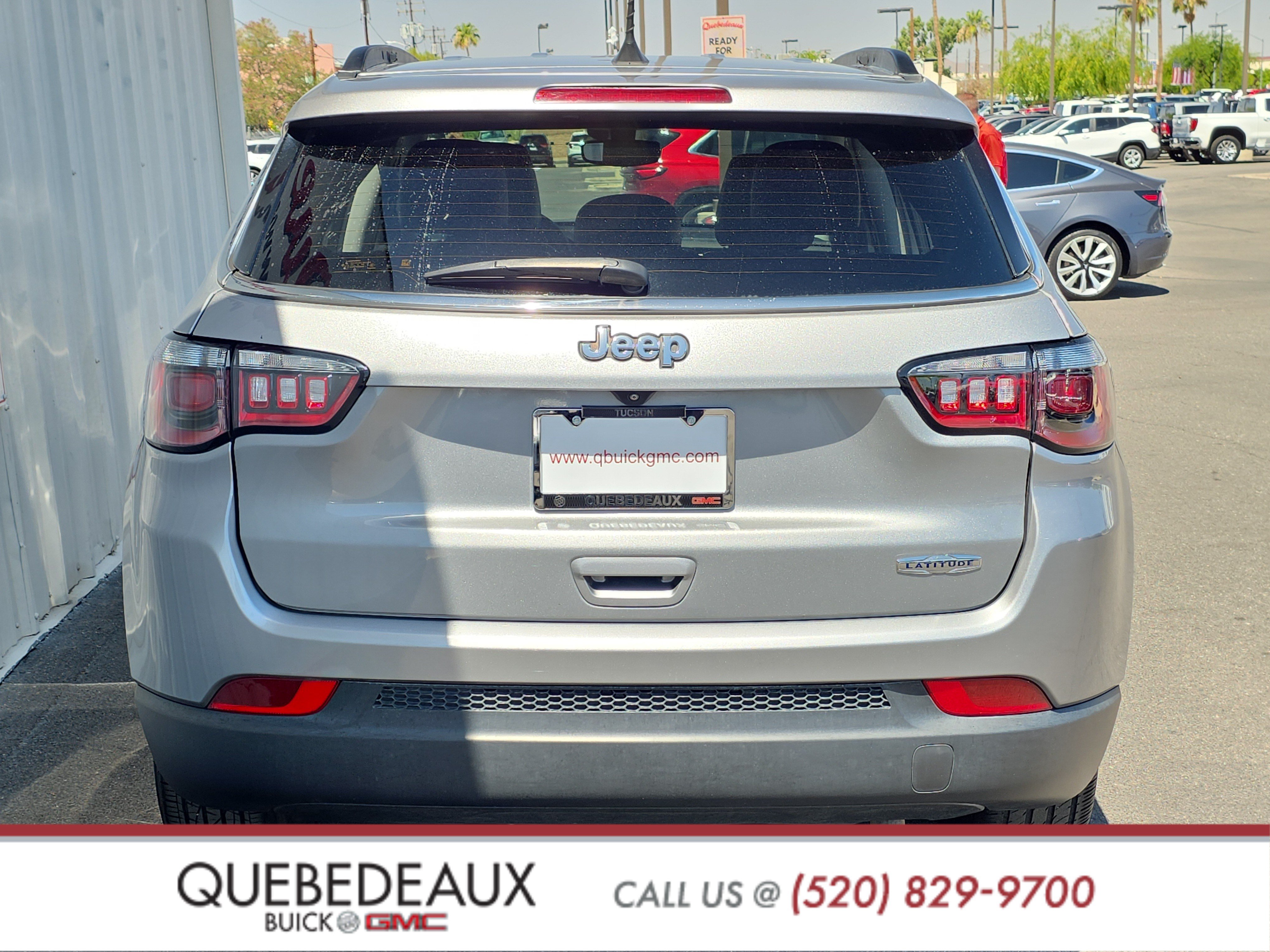 Used 2022 Jeep Compass Latitude FWD image 6