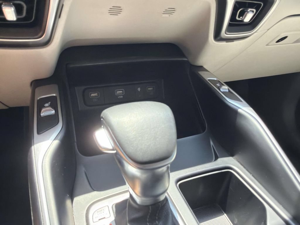 Used 2023 Kia Sorento EX w/ Panoramic Sunroof Package FWD image 26