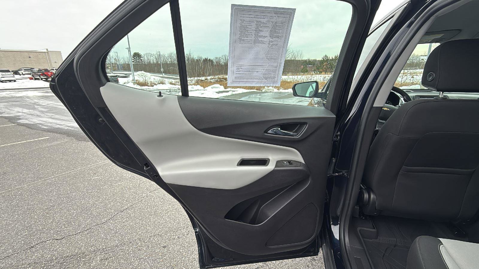 Used 2021 Chevrolet Equinox LS w/ LPO, Floor Liner Package image 23