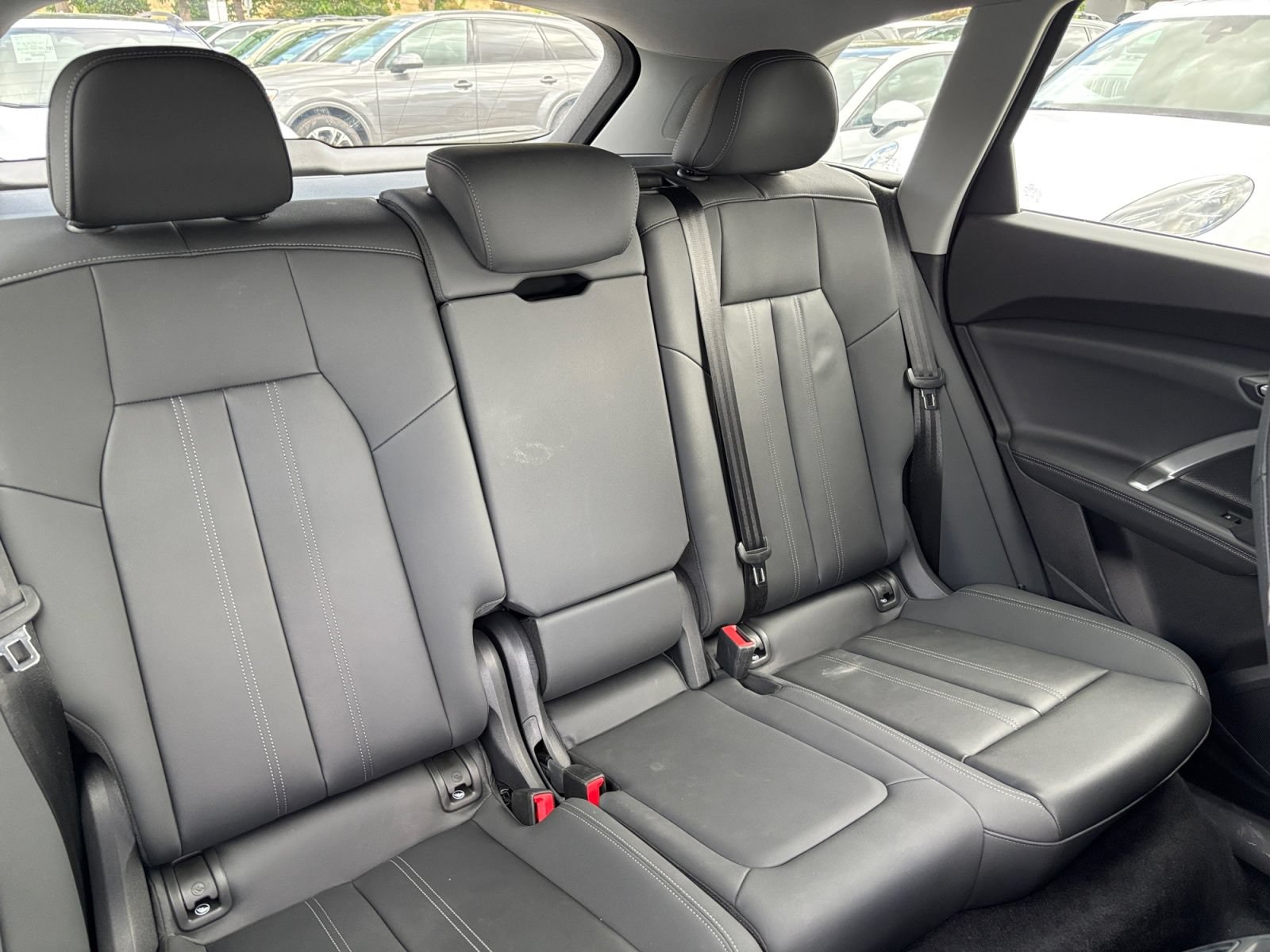 Used 2025 Audi Q5 Premium Plus w/ Premium Plus AWD/4WD image 18