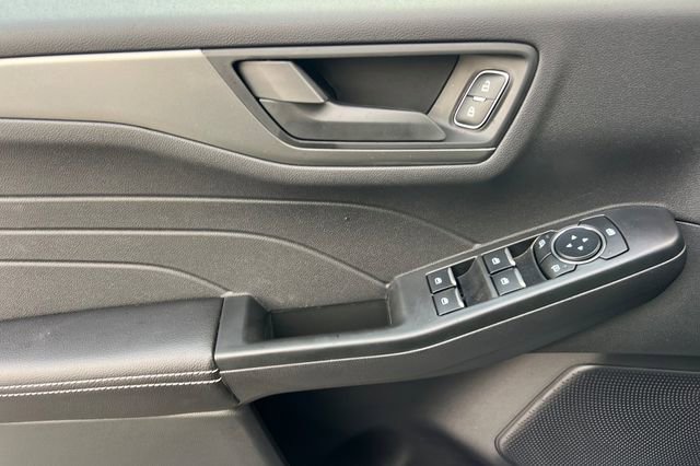 New 2025 Ford Escape Active image 11