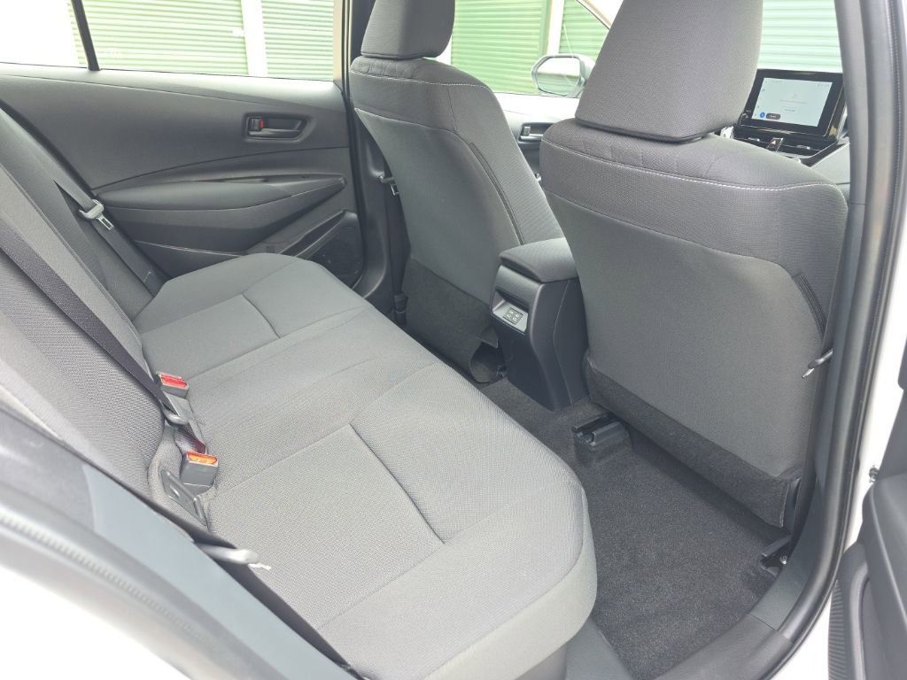 Certified 2025 Toyota Corolla LE image 17